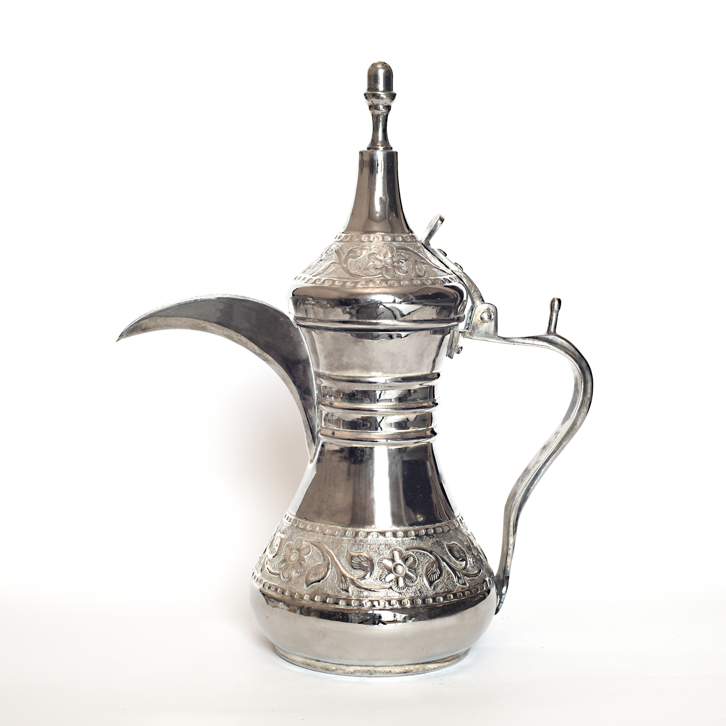 Antique Traditional Style Silver Coffee Pot (Set of 2)